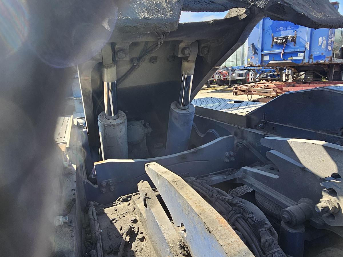 Gebruikt 2016 TERBERG RT283 | TERMINAL TRACTOR 4X4| TURNING CHAIR. | AUTOMATIC GEAR |19208 HOURS h HYDRAULIC SYSTEM.