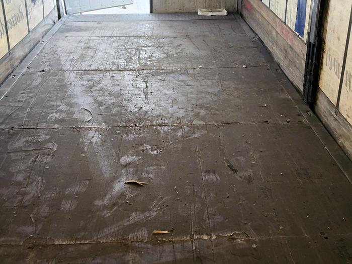 Used 2015 SCHMITZ CARGOBULL SCB.S3T | SAF DISC | GALVANISED CHASSIS .