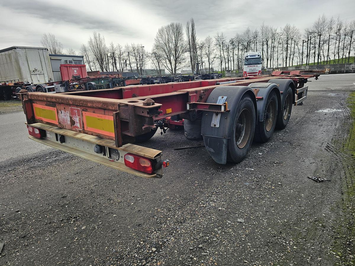 Gebruikt 2001 RENDERS euro 800 | 40 ft | Bpw drum.