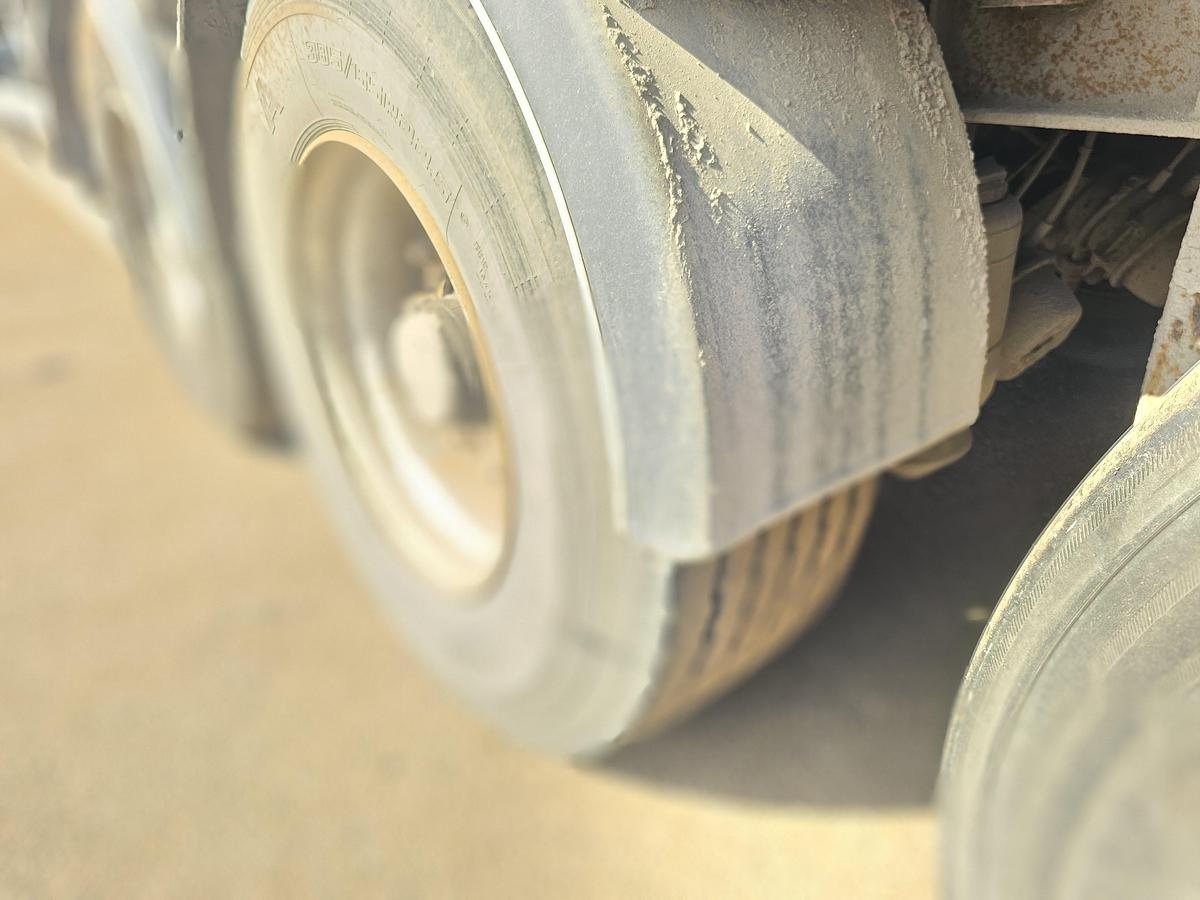 Gebruikt 2008 FREUHAUF T39V04ZXX |FLATBED | FREUHAUF AXLES.