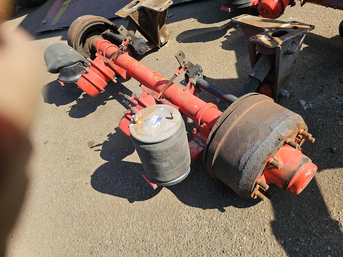 Gebruikt 2005 SMB TRAILER AXLE SINGLE TIRES DRUM.