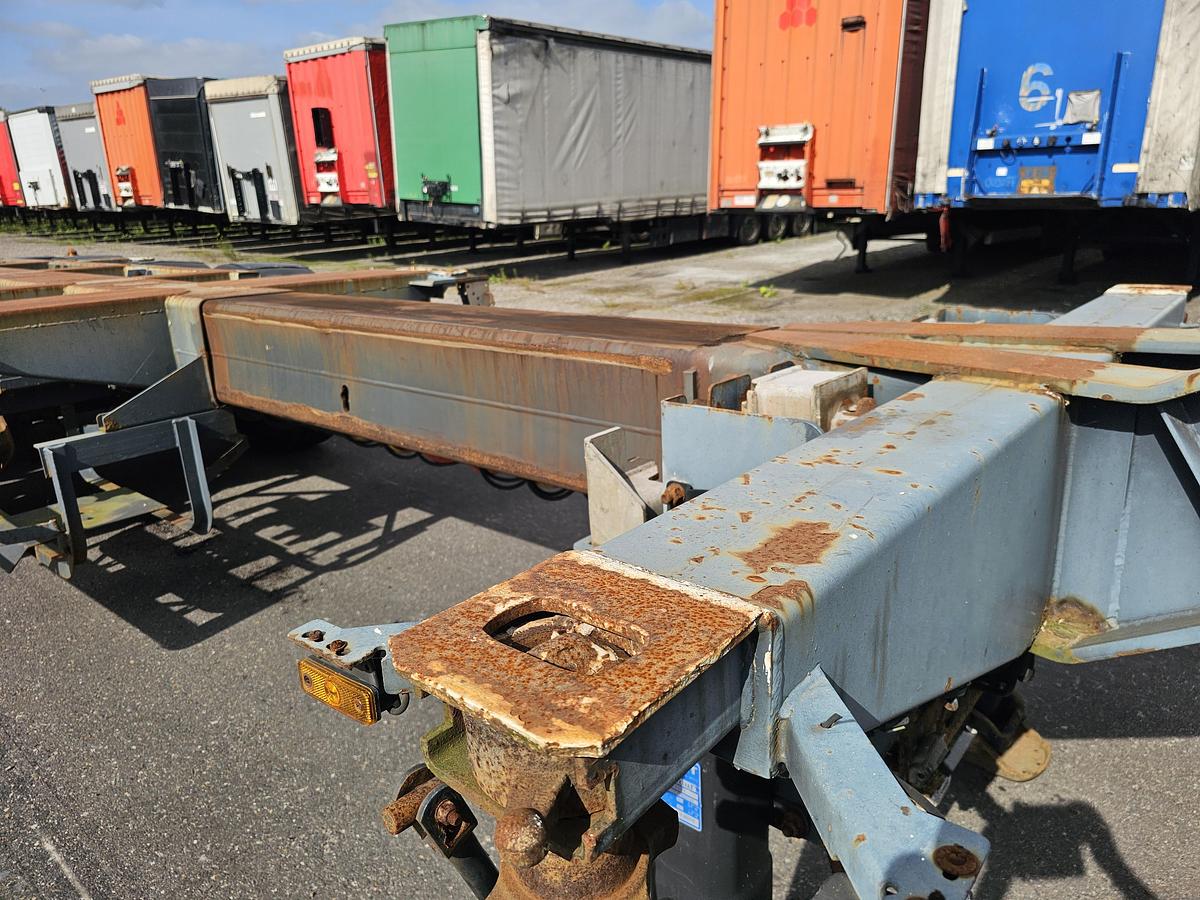 Used 2007 PACTON 3 AXLE MULTI  YARD CHASSIS | 3 X EXTENDIBLE | BPW DRUM | NO DOCUMENTS.
