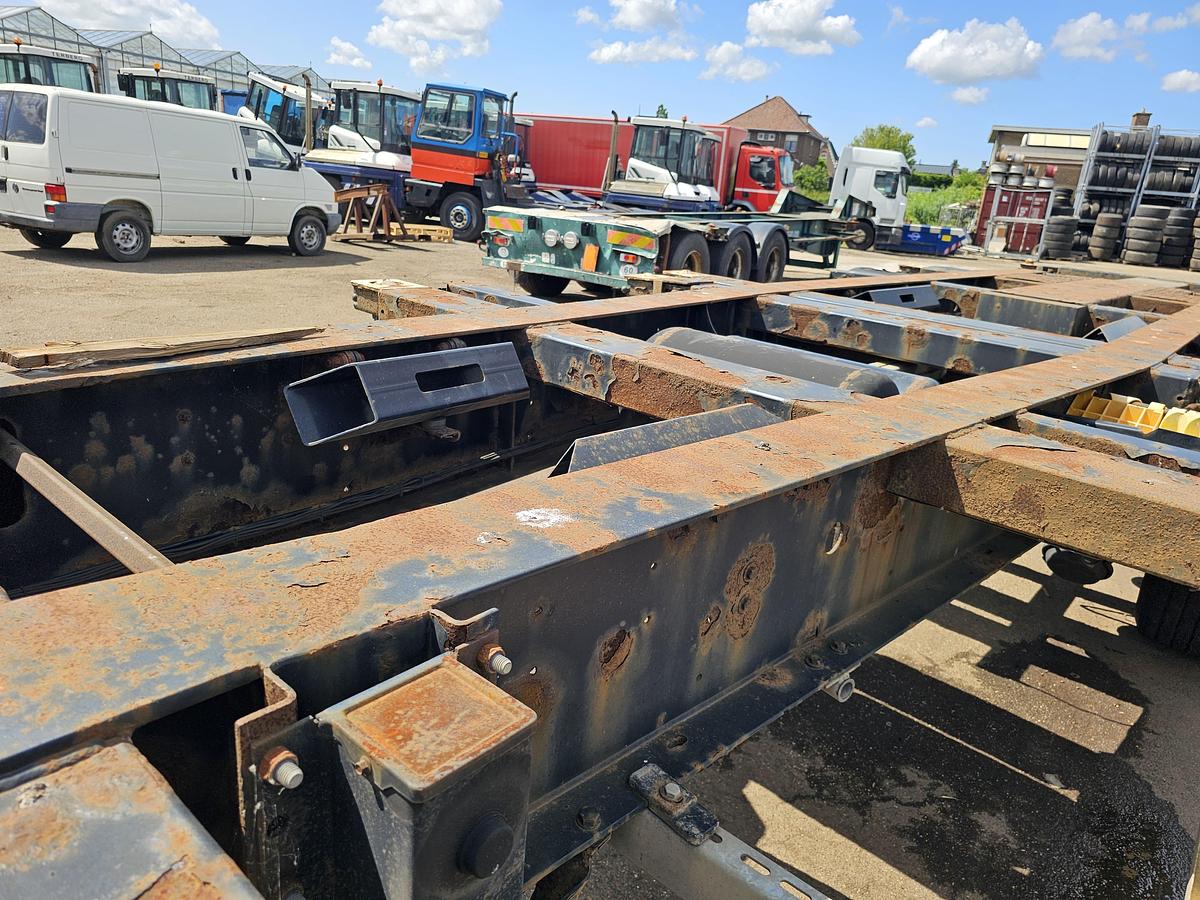 Used 2007 KRONE SD| EXTENDIBLE CHASSIS 40 FT 2 X 20 FT | BPW DISC.