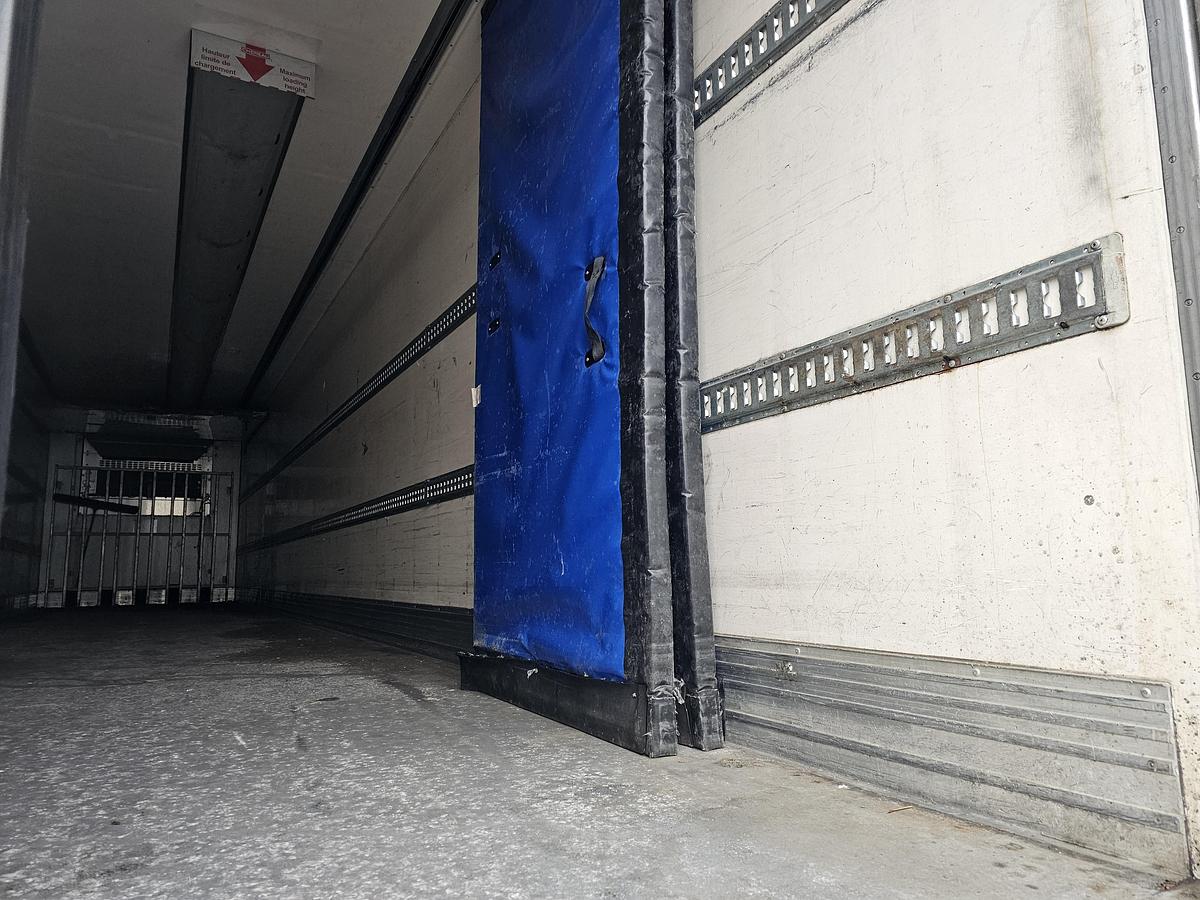 Gebruikt 2018 CHEREAU iNOGAM/TYPE 1507 | CARRIER VECTOR 1950| DE HOLLANDIA 2500 KG |BPW DISC| TUV 02-08-2026.