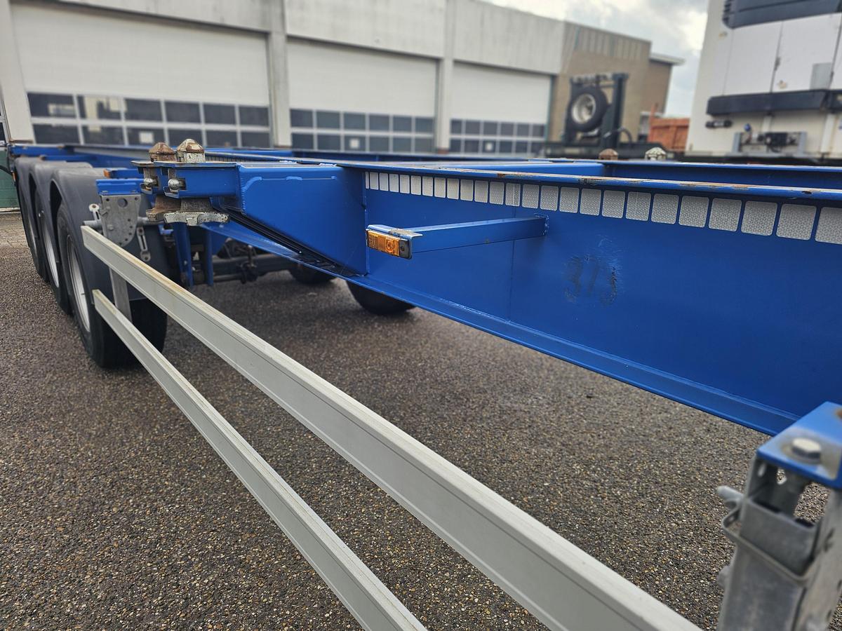 Gebruikt 2018 MENKE JANZEN 40 FOOT STRAIGHT / 2 X 20/30 FOOT./ BPW DRUM / STEEL /STEEL SUSPENSION / LIKE NEW.