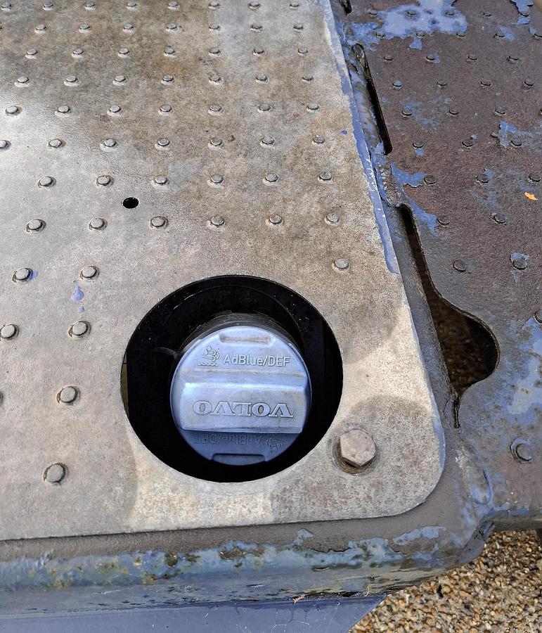 Gebruikt 2017 TERBERG RT283 | TERMINAL TRACTOR 4X4| TURNING CHAIR. | AUTOMATIC GEAR | 20000HOURS| 4 PIECES|LEASING 1610  EURO MND