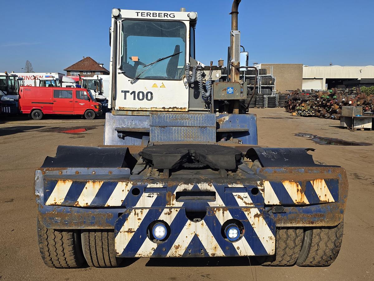 Gebruikt 2008 TERBERG RT 282 | 4X4 |TURNING CHAIR| AUTOMATIC GEAR|25885 HOURS.