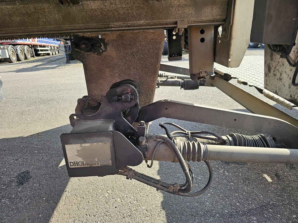 Used 2013 PACTON TBD.122 | SINGLE STEERING AXLE |UNDER SLIDING LOADING LIFT + BATTERIES| DAF DISC| APK /TUV 17-01-2025