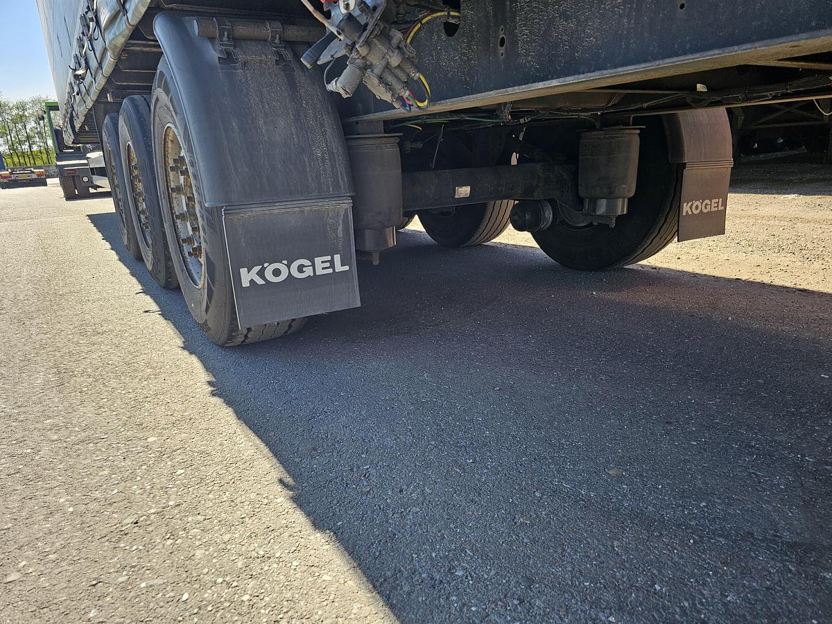 Gebruikt 2017 KÓGEL SN 24 |SLIDING ROOF| COIL | MERCEDES DISC .