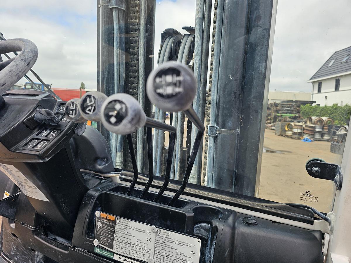 Used 2013 HYSTER H5.5 FT | FORKLIFT| 5.5 TON |60.50 MM HIGH TRIPLE MAST | 8520 KG WEIGHT.