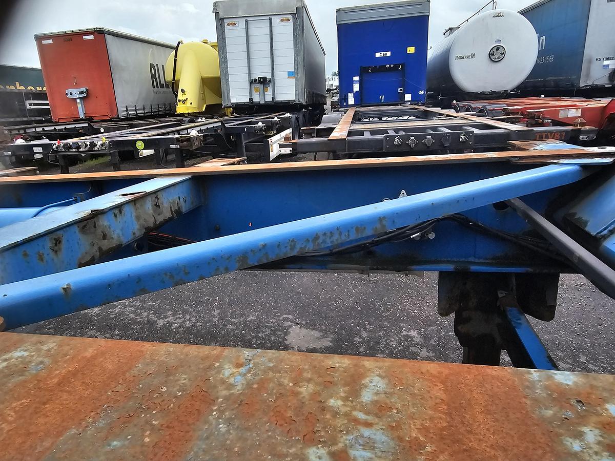 Gebruikt 2007 Van Hool 3B2018- 40 FOOT 2 X 20 FOOT CONTAINER CHASSIS, MB DISC. TUV APK 07-11-2026