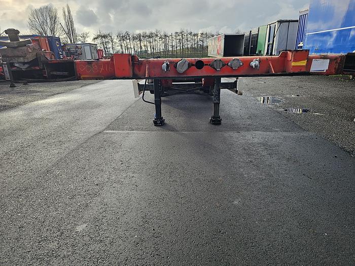 Used 2004 Krone| Sd 27| fixed chassis | 40 ft 2 x20 ft | light weight | 4870 kg.