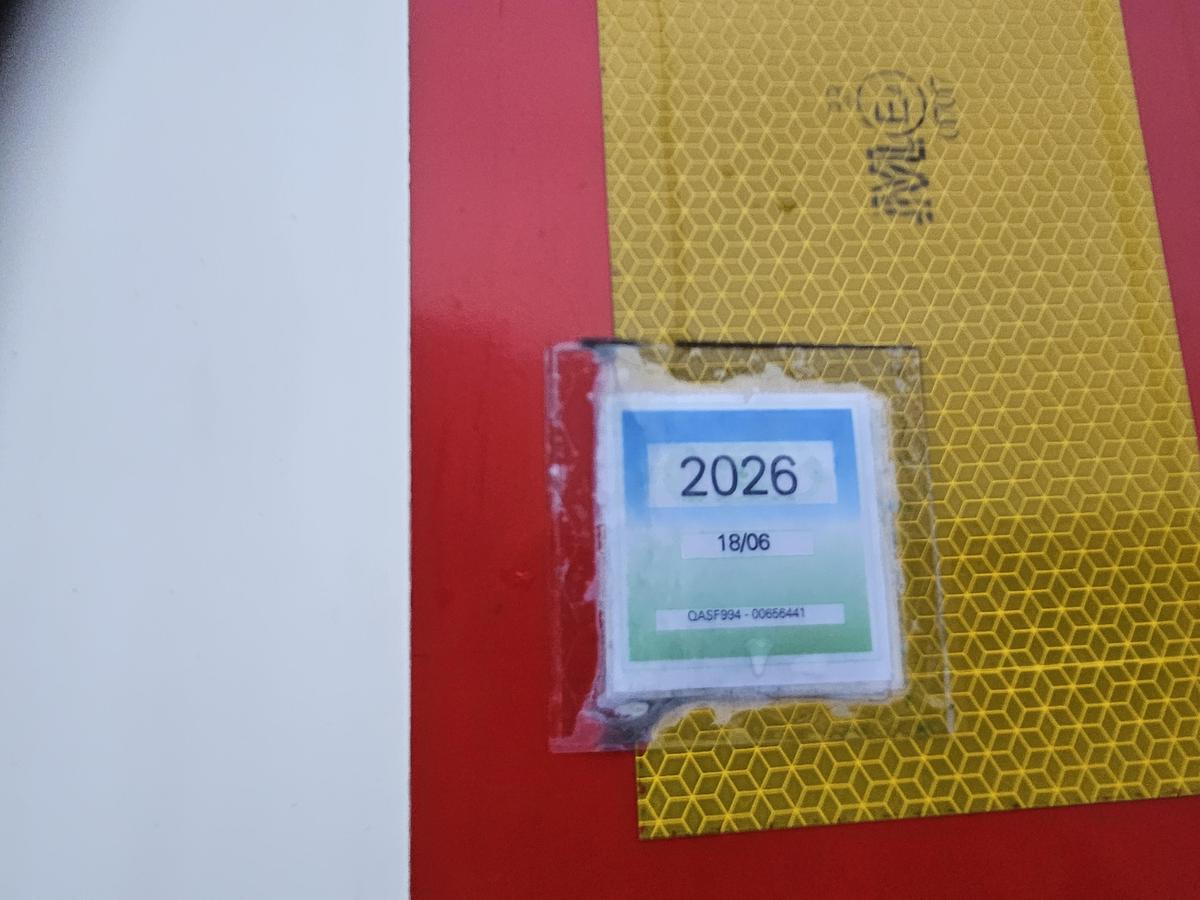 Gebruikt 2015 KRONE SZ| 2 AXLE CITY TRAILER | STEERING AXLE. BPW DISC. LOADING LIFT. TUV BELGIUM 18-06-2026