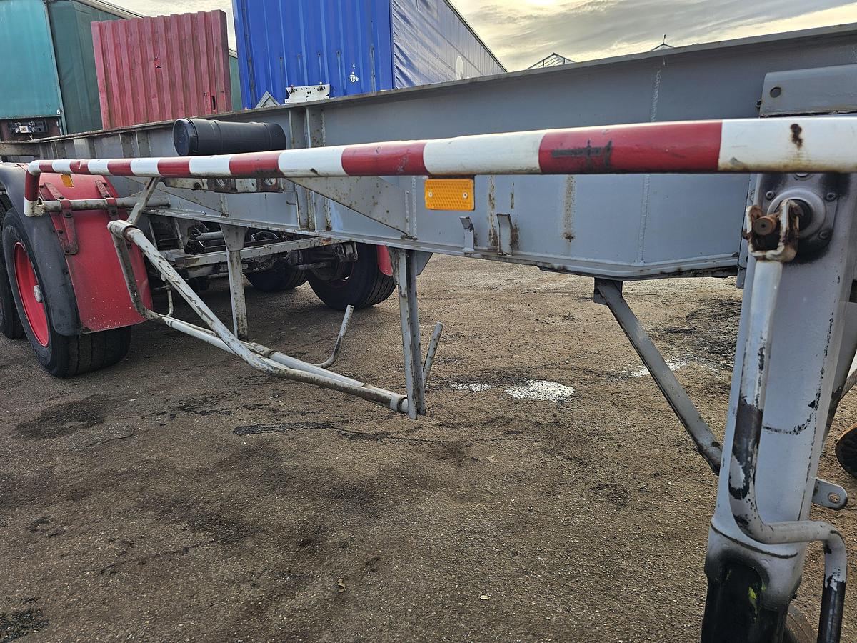 Gebruikt 1984 Pacton 3139 C-3 K | 30 FOOT KIPPER | STEEL SUSPENSION | BPW DRUM.