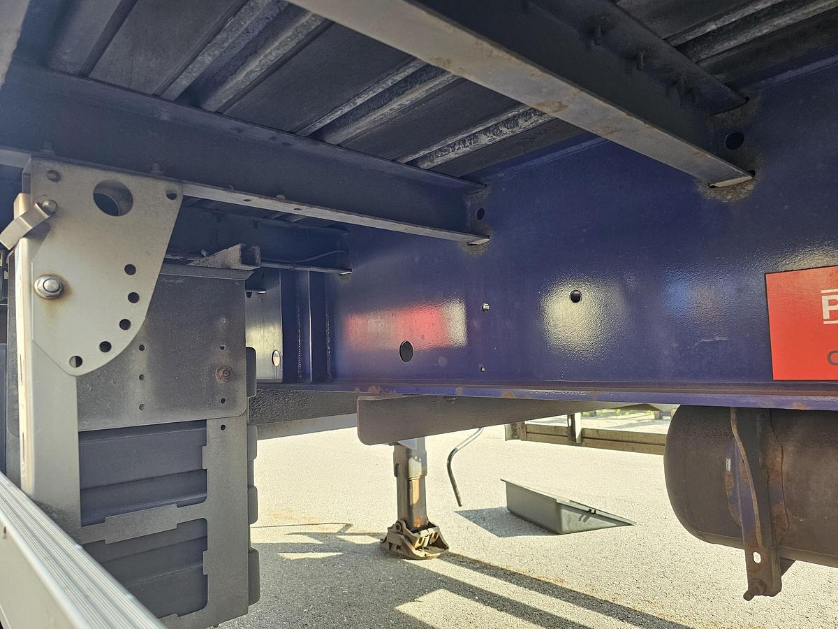 Used 2012 PACTON TBD.122 | SINGLE STEERING AXLE |UNDER SLIDING LOADING LIFT + BATTERIES| DAF DISC| APK /TUV 6-12-2025