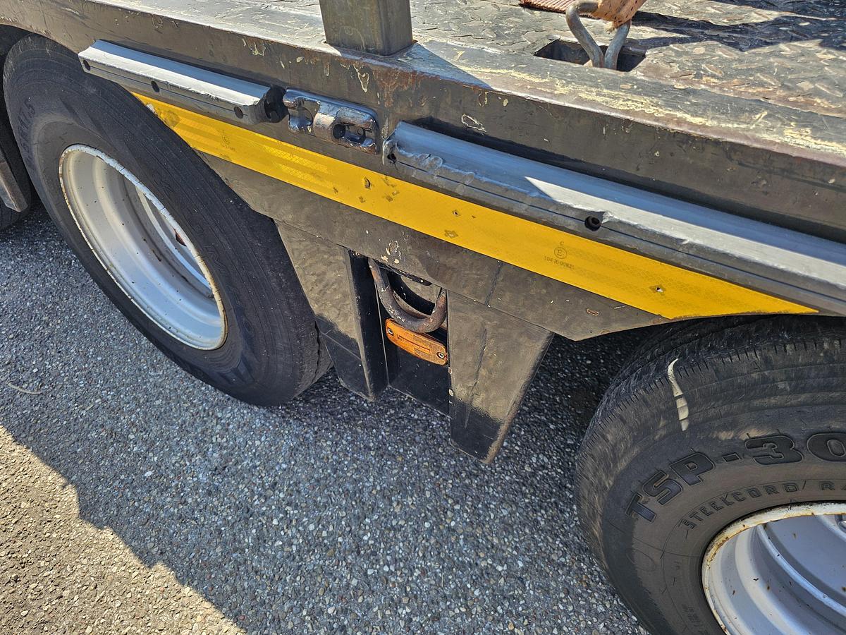 Used 1992 BROSHUIS E 2190/27 | SEMI LOWLOADER | 6 MTR EXTENDIBLE | BEAVER TAIL| SAF DRUM | APK 17-01-2016  |REFURBISHED 2010