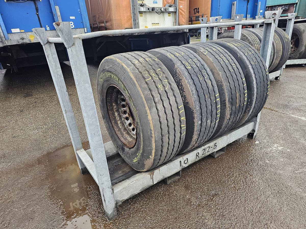 Gebruikt STARMAX 385/65 R 22.5 ON RIM