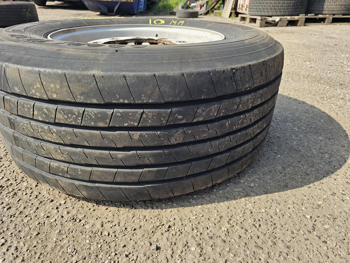 Used 2019 GOOD YEAR K MAX T | TRAILERBAND 385/55 R 22.5 | 3 X 10 MM 2 X 6 MM | MET SCHIJFREM VELG. 10 GTS.