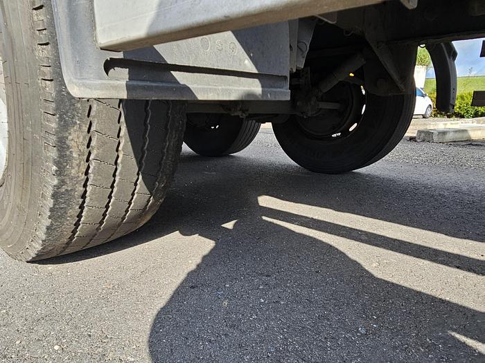 Used 2008 Pacton T3 011 | 3 AXLE CURTAINSIDER | SAF drum.