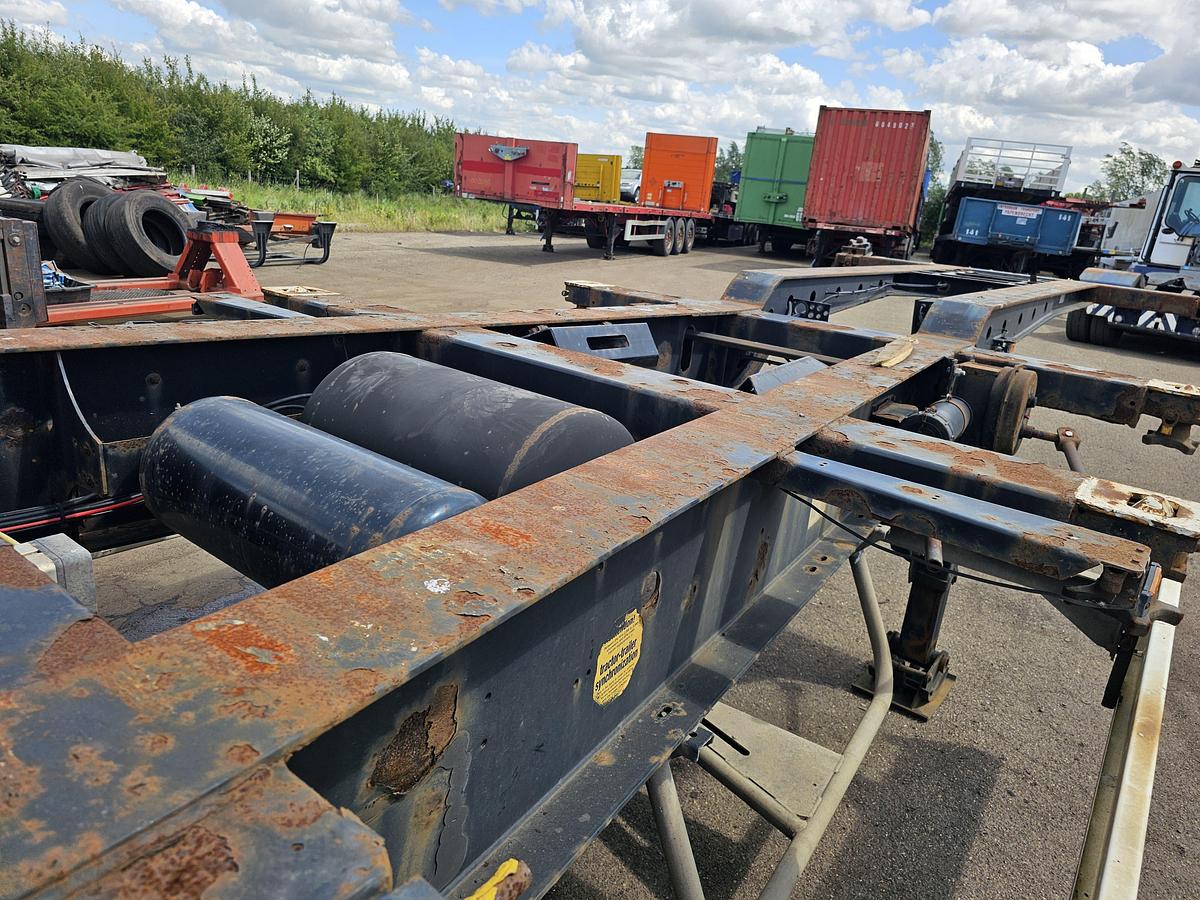 Used 2007 KRONE SD| EXTENDIBLE CHASSIS 40 FT 2 X 20 FT | BPW DISC.