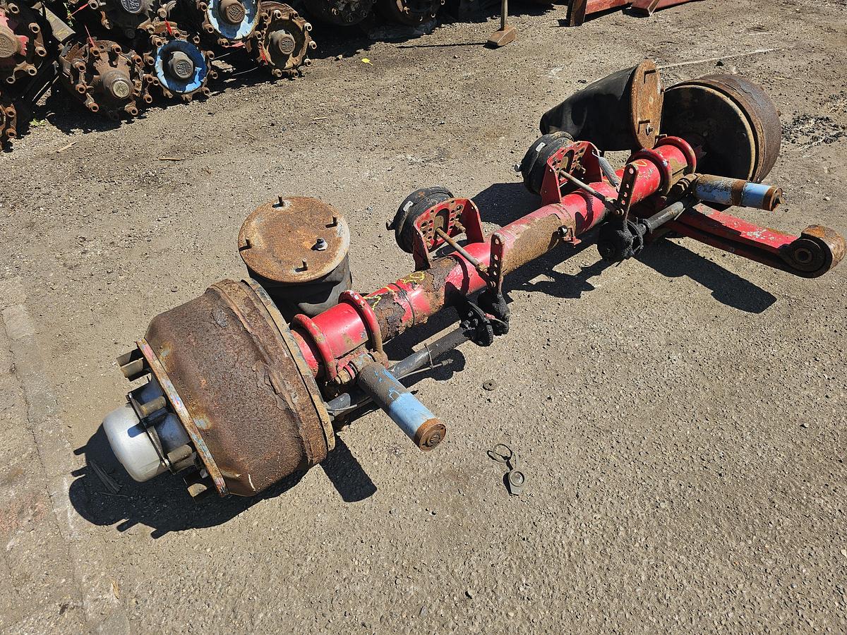 Gebruikt 1998 SAF TRAILER AXLE DRUM SINGLE TIRE.