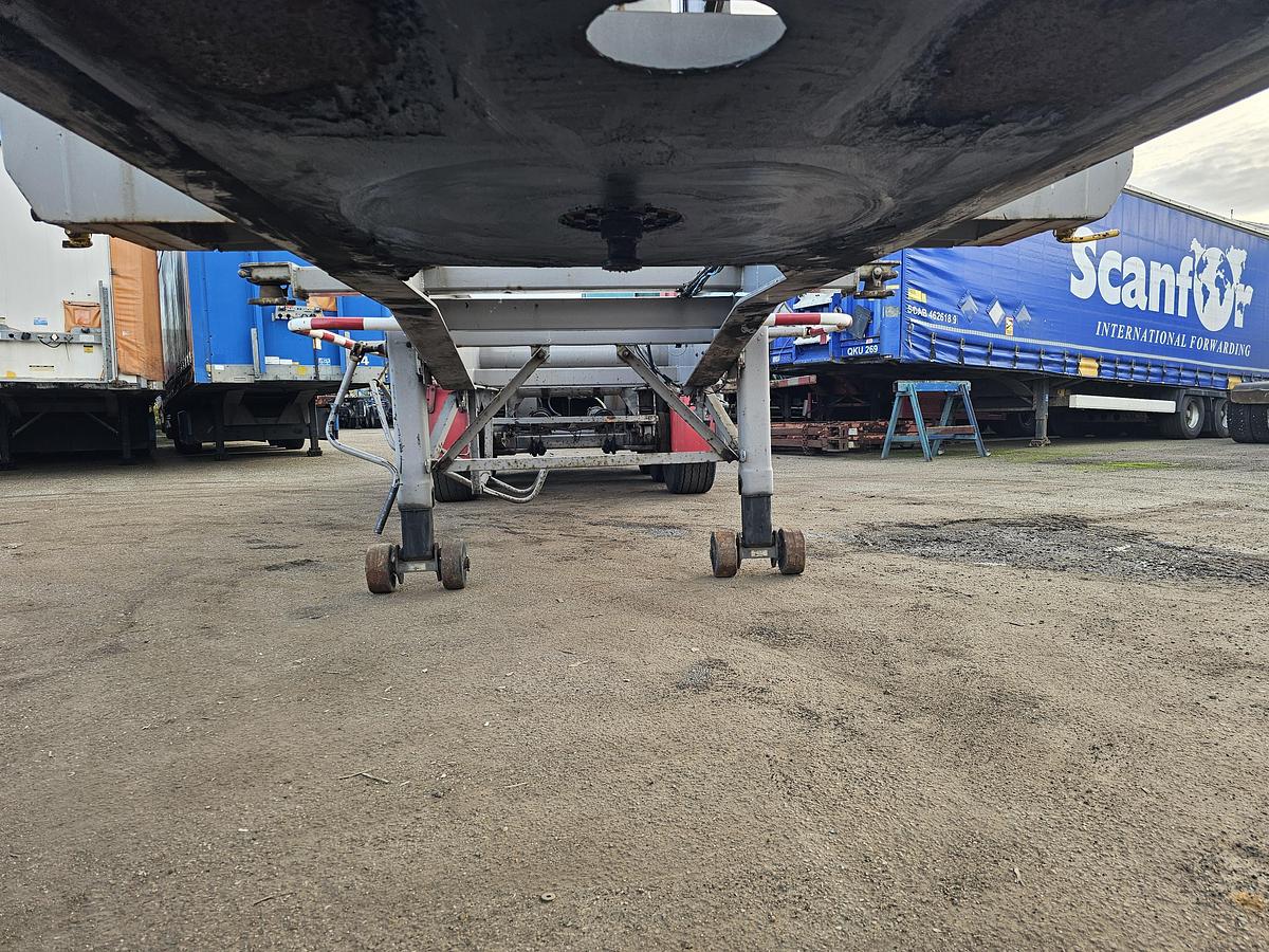 Gebruikt 1984 Pacton 3139 C-3 K | 30 FOOT KIPPER | STEEL SUSPENSION | BPW DRUM.