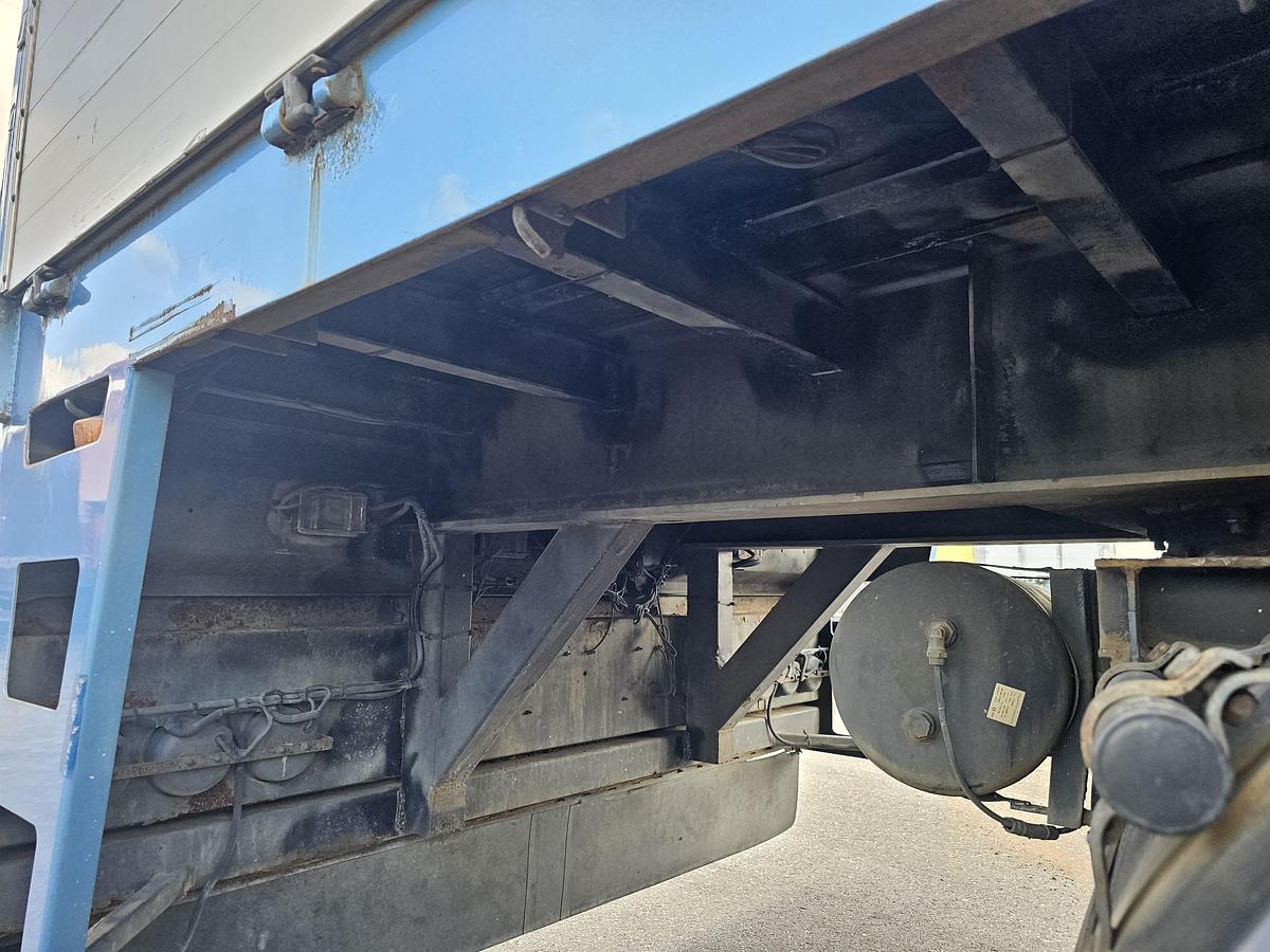 Gebruikt 1995 JUMBO DO 300 S/ 2 X STEERING /BPW DRUM / DOUBLE TIRES/ LIFT AXLE