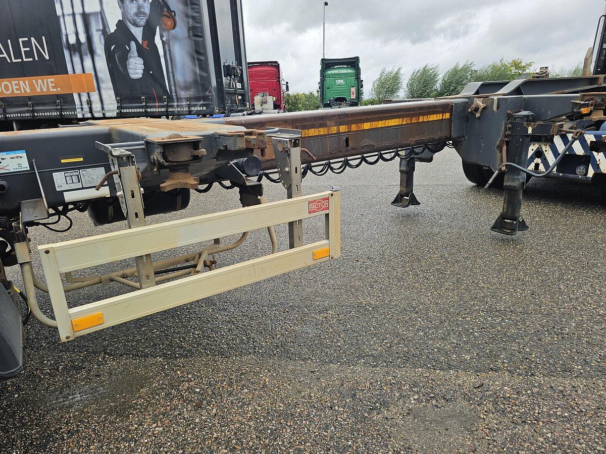 Used 2011 PACTON TXC.343 KB| MULTI CHASSIS ALL CONNECTIONS| SAF DISC | ALU RIMS | LIFT AXLE.