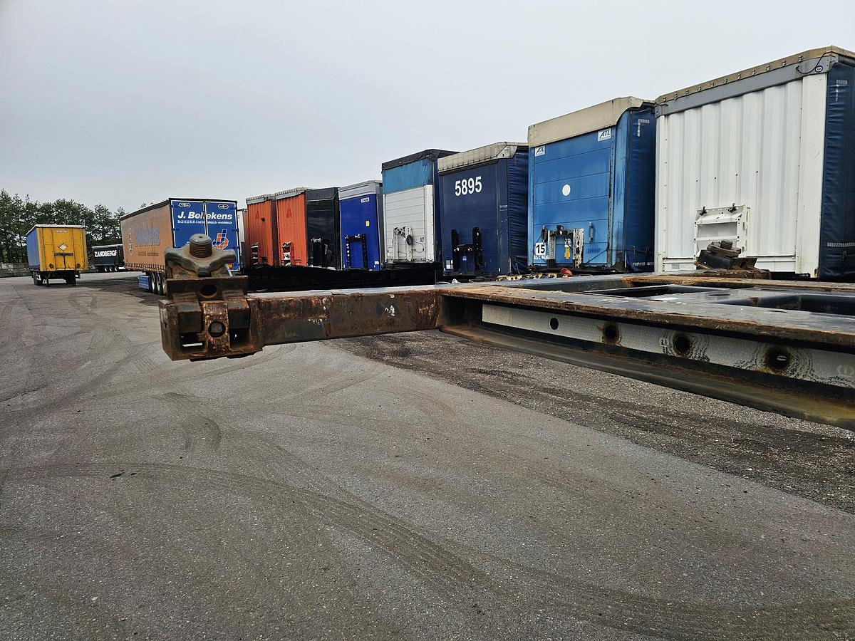 Gebruikt 2015 KRONE SD | CONTAINER CHASSIS 40 FT 2 X 20 FT |BPW DRUM| APK TUV 22-07-2026. 5 PIECES.