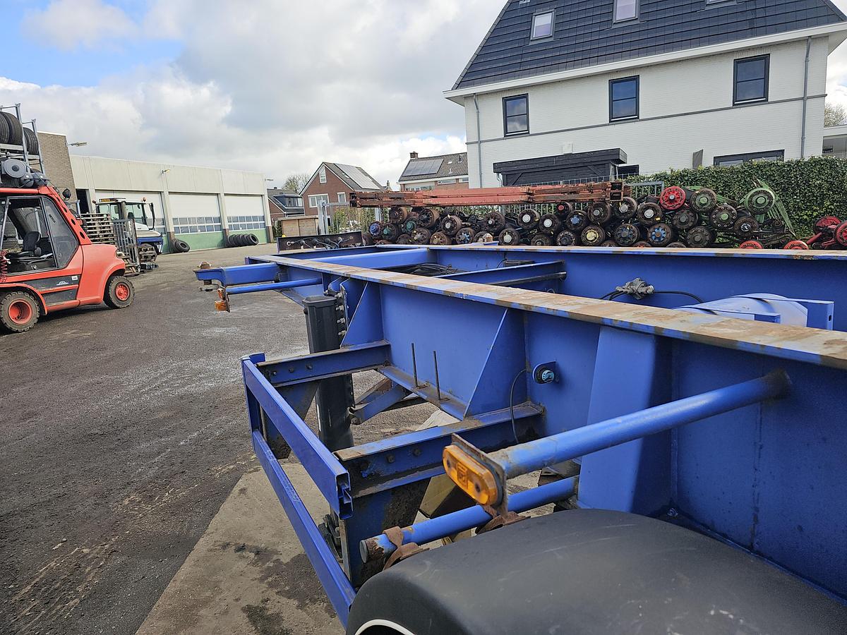 Used 2007 MKF METALLBAU CS 20 | 20 FOOT CONTAINER CHASSIS | BPW DRUM | STEEL SUSPENSION| GOOD QUALITY.