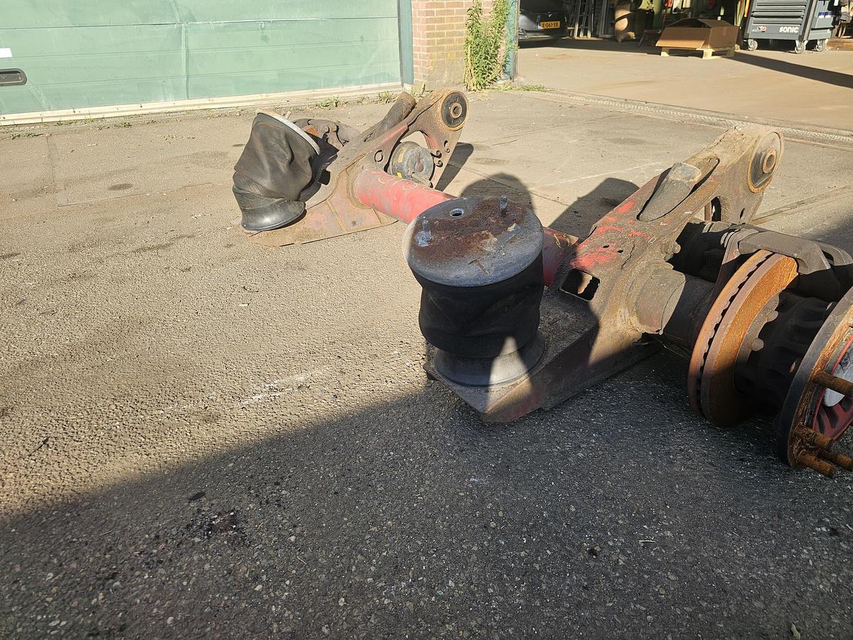 Gebruikt 2006 SAF SKRB9019WI / TRAILAXLE DISC.