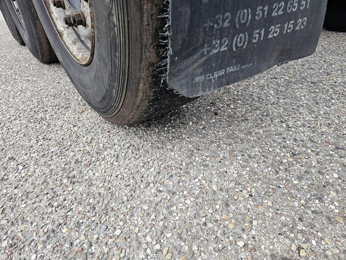 Gebruikt 2001 desot OPL/3AT/38/99/SSR| SAF DISC | VERY LIGHT 3812 KG.| TUV /APK. 05-12-2025.