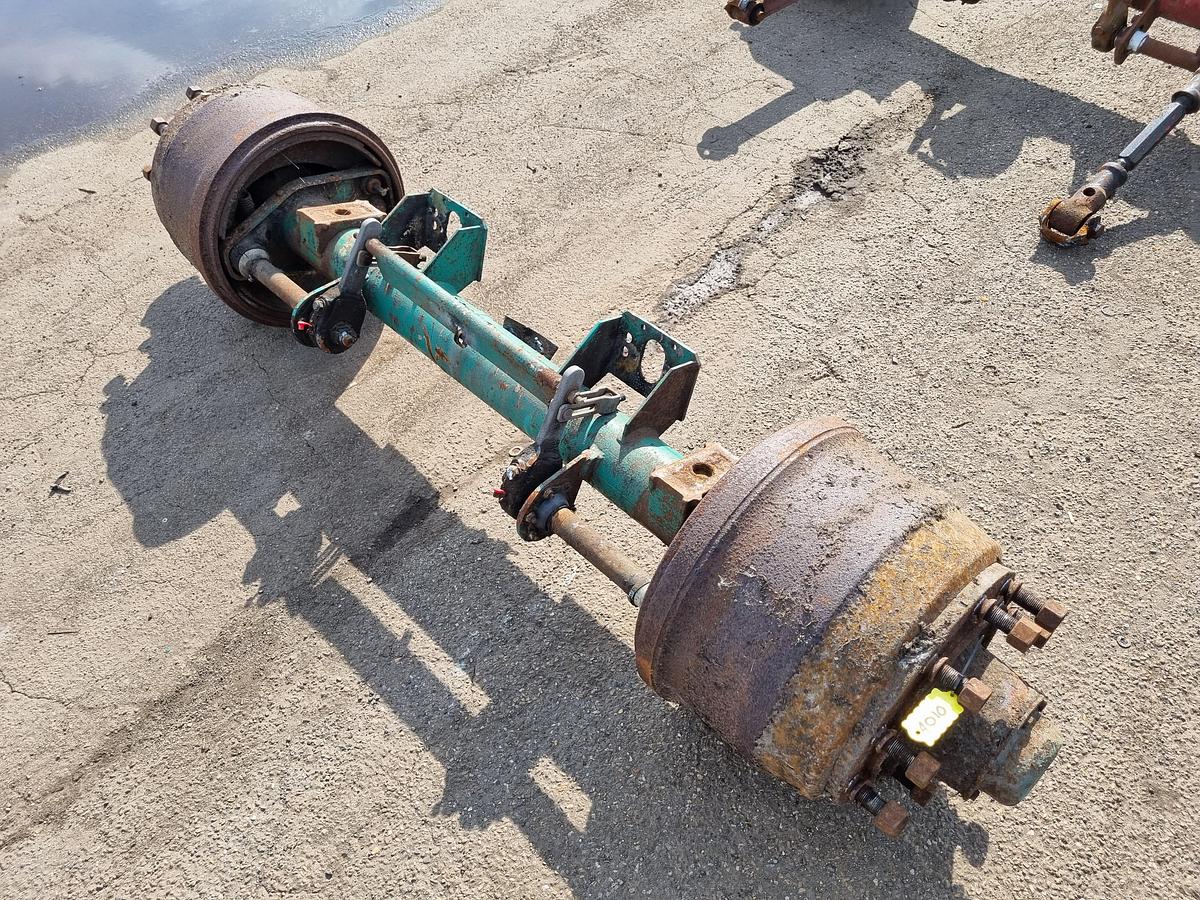 Used 1995 SAF TRAILER AXLE DRUM BRAKES DOUBLE TYRES.