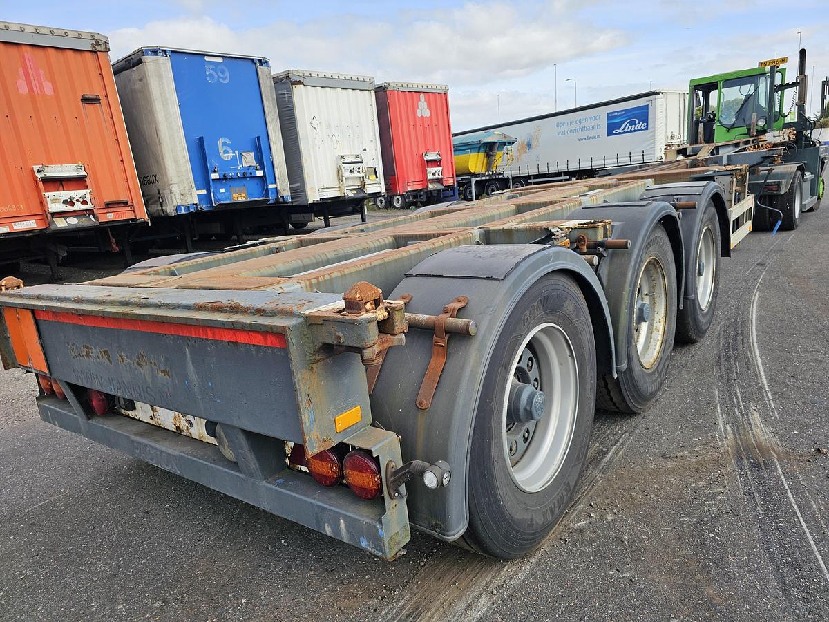 Used 2007 PACTON 3 AXLE MULTI  YARD CHASSIS | 3 X EXTENDIBLE | BPW DRUM | NO DOCUMENTS.