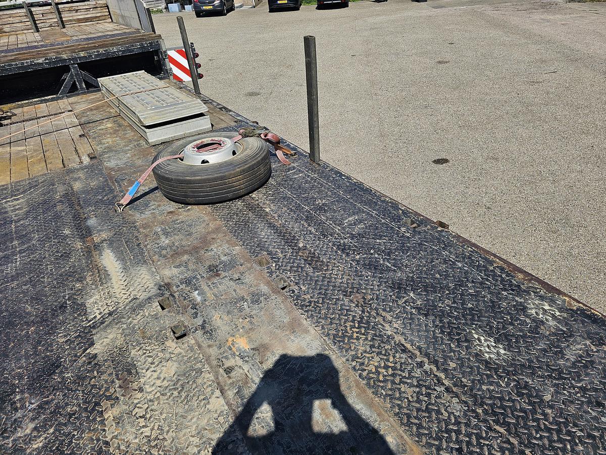 Used 1992 BROSHUIS E 2190/27 | SEMI LOWLOADER | 6 MTR EXTENDIBLE | BEAVER TAIL| SAF DRUM | APK 17-01-2016  |REFURBISHED 2010