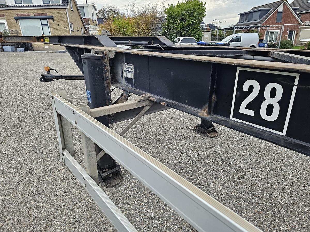 Gebruikt 2001 desot OPL/3AT/38/99/SSR| SAF DISC | VERY LIGHT 3812 KG.| TUV /APK. 05-12-2025.