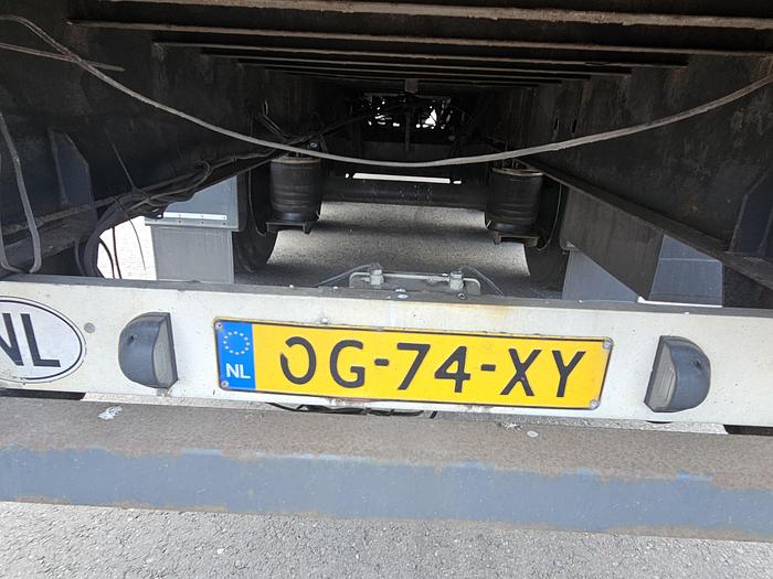 Used 2002 Van Hool 3 axle curtainsider| Saf intradisc