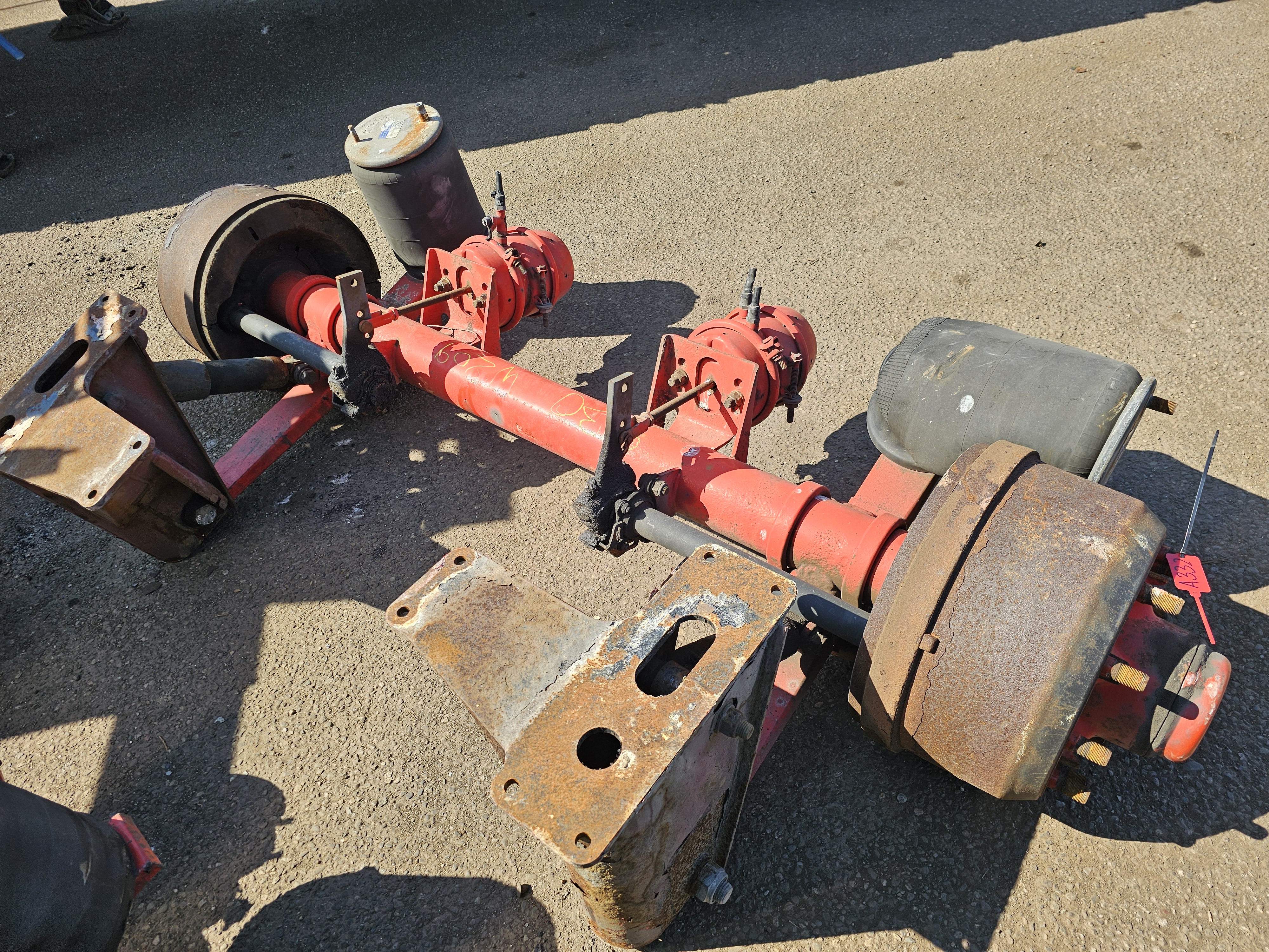 Gebruikt 2005 SMB TRAILER AXLE SINGLE TIRE DRUM