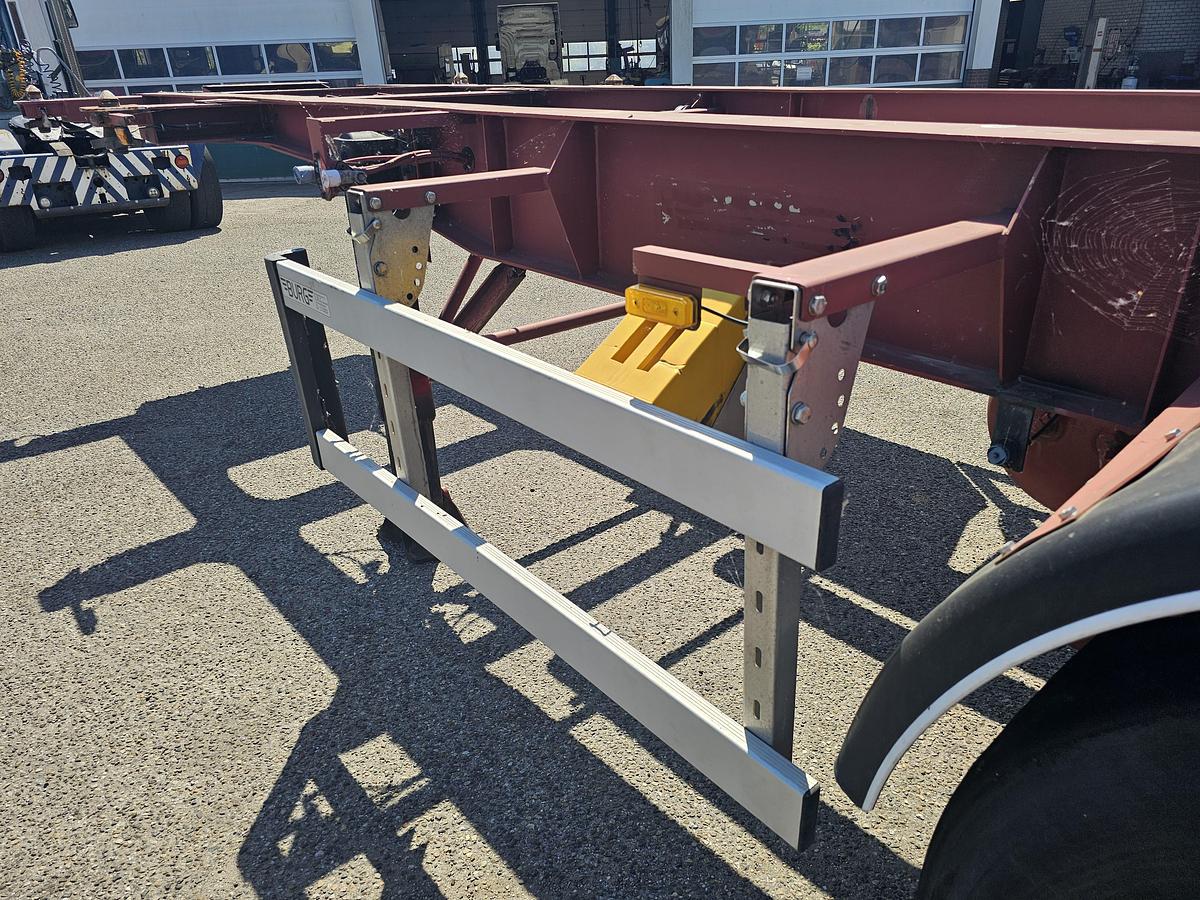 Used 2000 Burg BPO 12-27CCXGX-00. | ADR TANK CHASSIS 20/30 FT | BPW DRUM