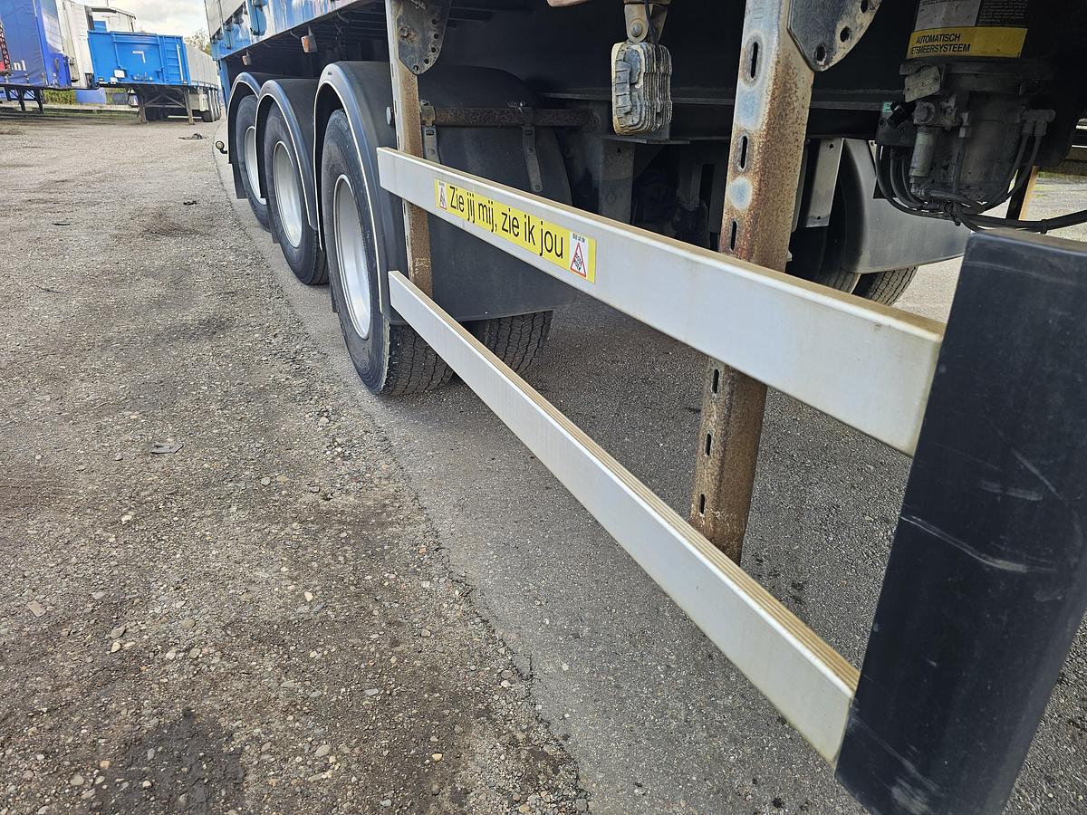 Gebruikt 1995 JUMBO DO 300 S/ 2 X STEERING /BPW DRUM / DOUBLE TIRES/ LIFT AXLE