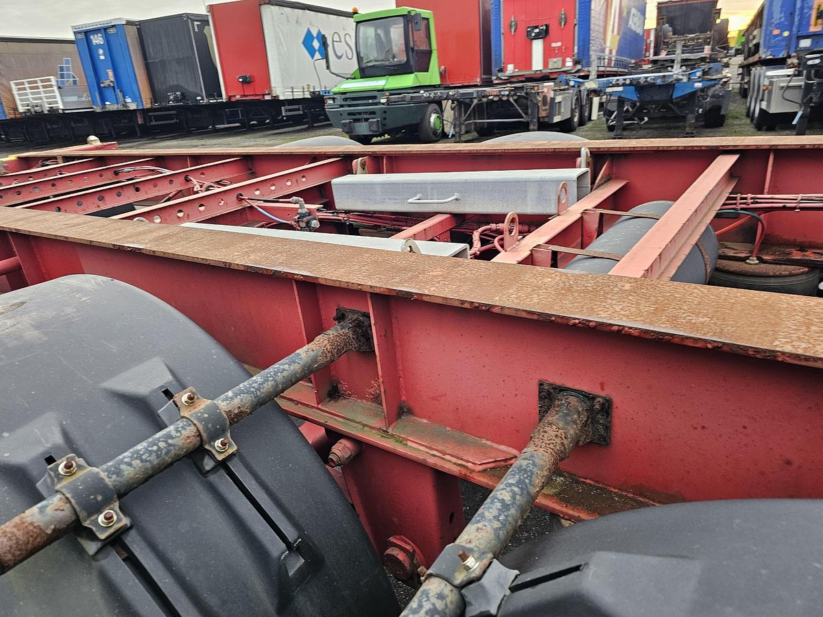 Gebruikt 2003 GROENEWEGEN 45 CC-16-27 TUN | 45 ft 40 ft 2 x 20 fFT | dutch chassis OH-08-JB | bpw drum.