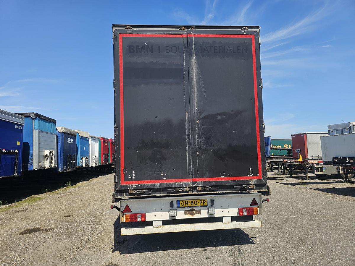 Gebruikt 2004 PACTON T3 001 /3 axle curtainsider /saf disc/ apk tuv/13-03-2027.