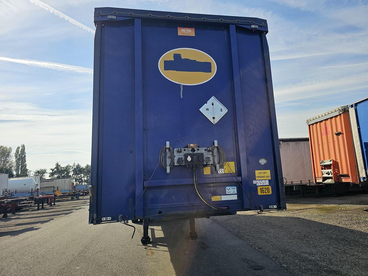 Used 2012 PACTON TBD.122 | SINGLE STEERING AXLE |UNDER SLIDING LOADING LIFT + BATTERIES| DAF DISC| APK /TUV 6-12-2025