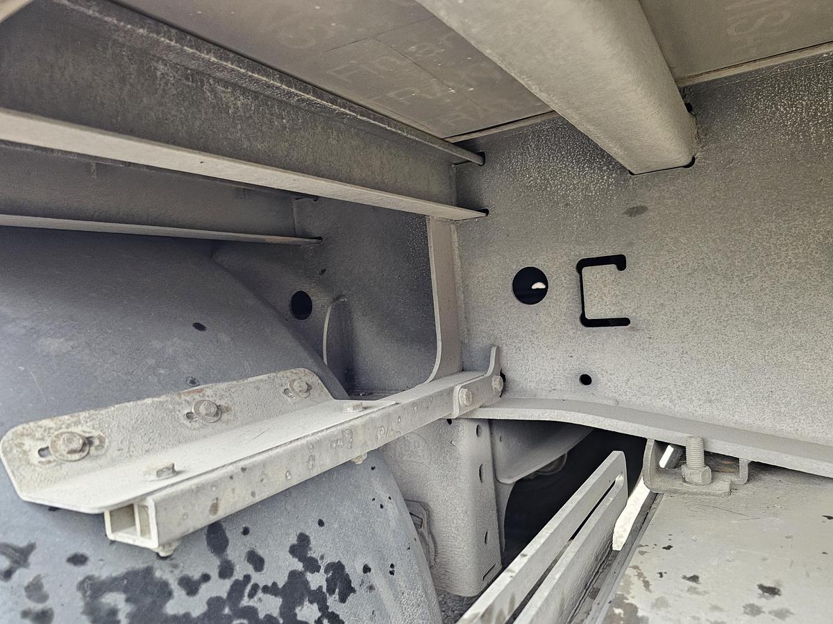 Gebruikt 2011 VAN HOOL 3B0072 | GALVANISED STEEL CHASSIS | ALU RIMS |BPW DISC | TUV APK/ 04-03-2026.