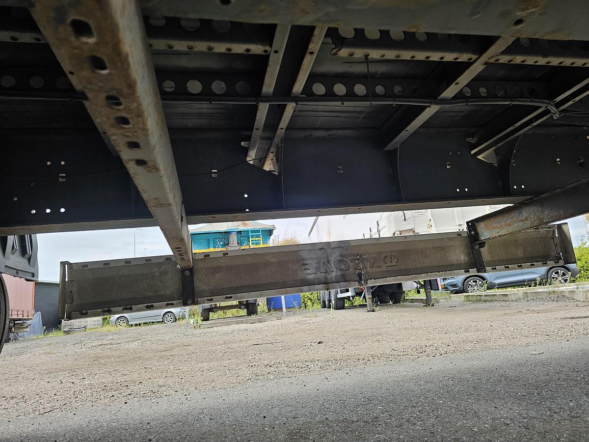 Used 2011 KRONE SD 27 | SAF DISC | NICE CHASSIS .