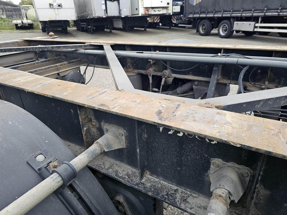 Gebruikt 2001 desot OPL/3AT/38/99/SSR| SAF DISC | VERY LIGHT 3812 KG.| TUV /APK. 05-12-2025.