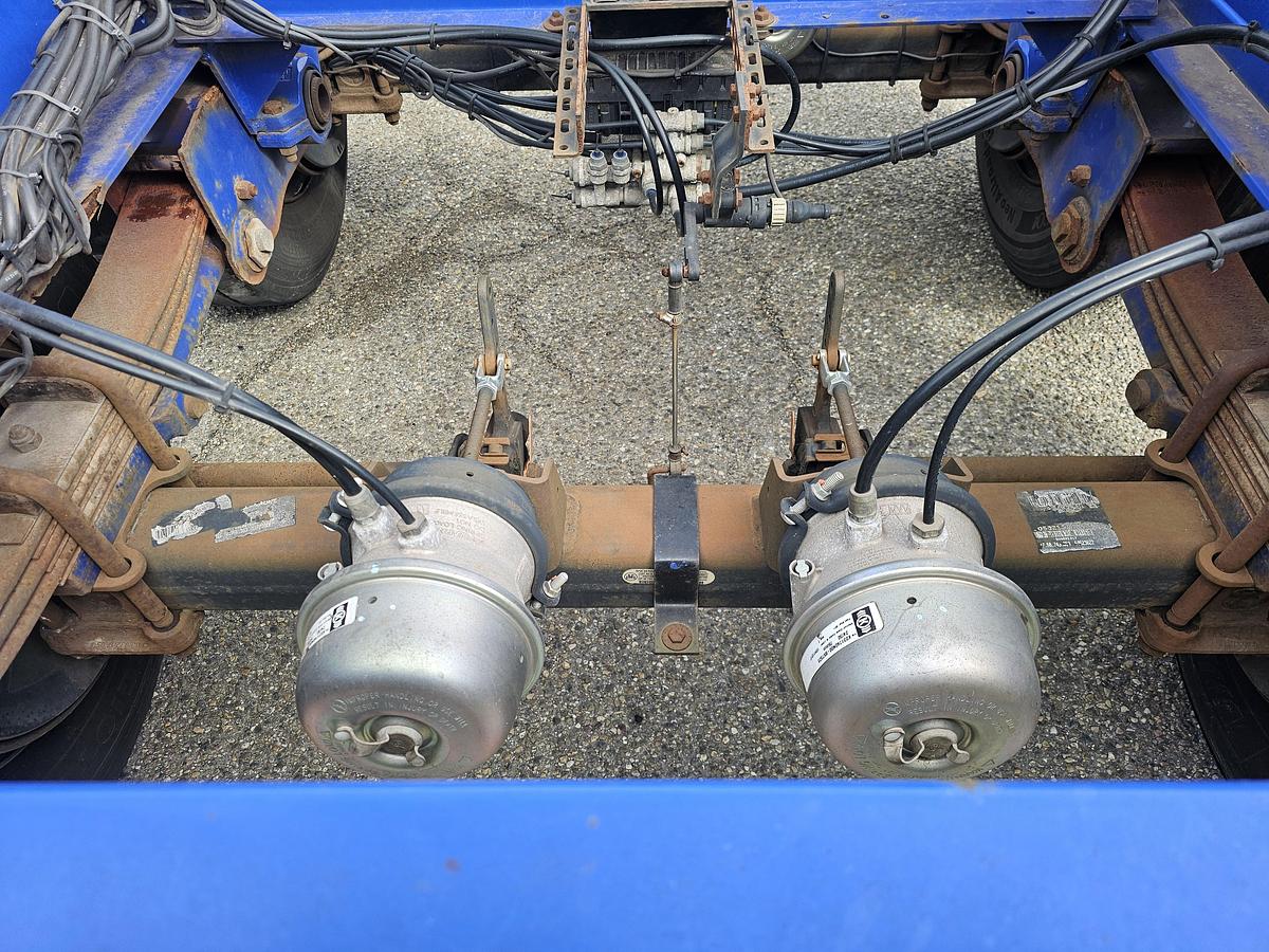 Gebruikt 2010 KRONE F.ATL 20/ BPW DRUM /STEEL SPRINGS.