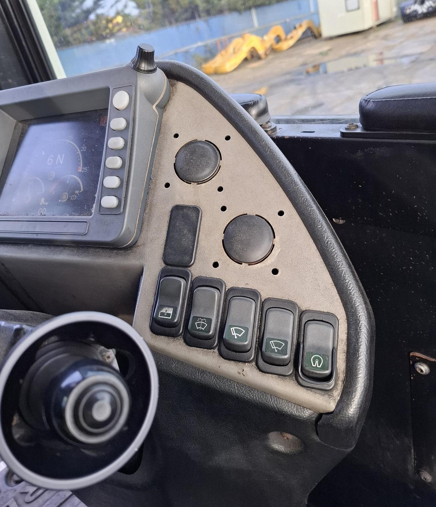 Gebruikt 2017 TERBERG RT283 | TERMINAL TRACTOR 4X4| TURNING CHAIR. | AUTOMATIC GEAR | 20000HOURS| 4 PIECES|LEASING 1610  EURO MND