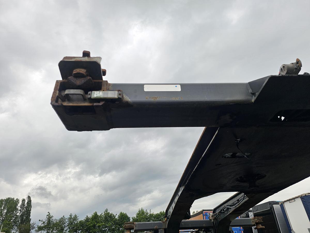 Gebruikt 2006 Krone sd- fixed 40 foot chassis - with 2 x 20 foot connection -20 foot middle - the one above