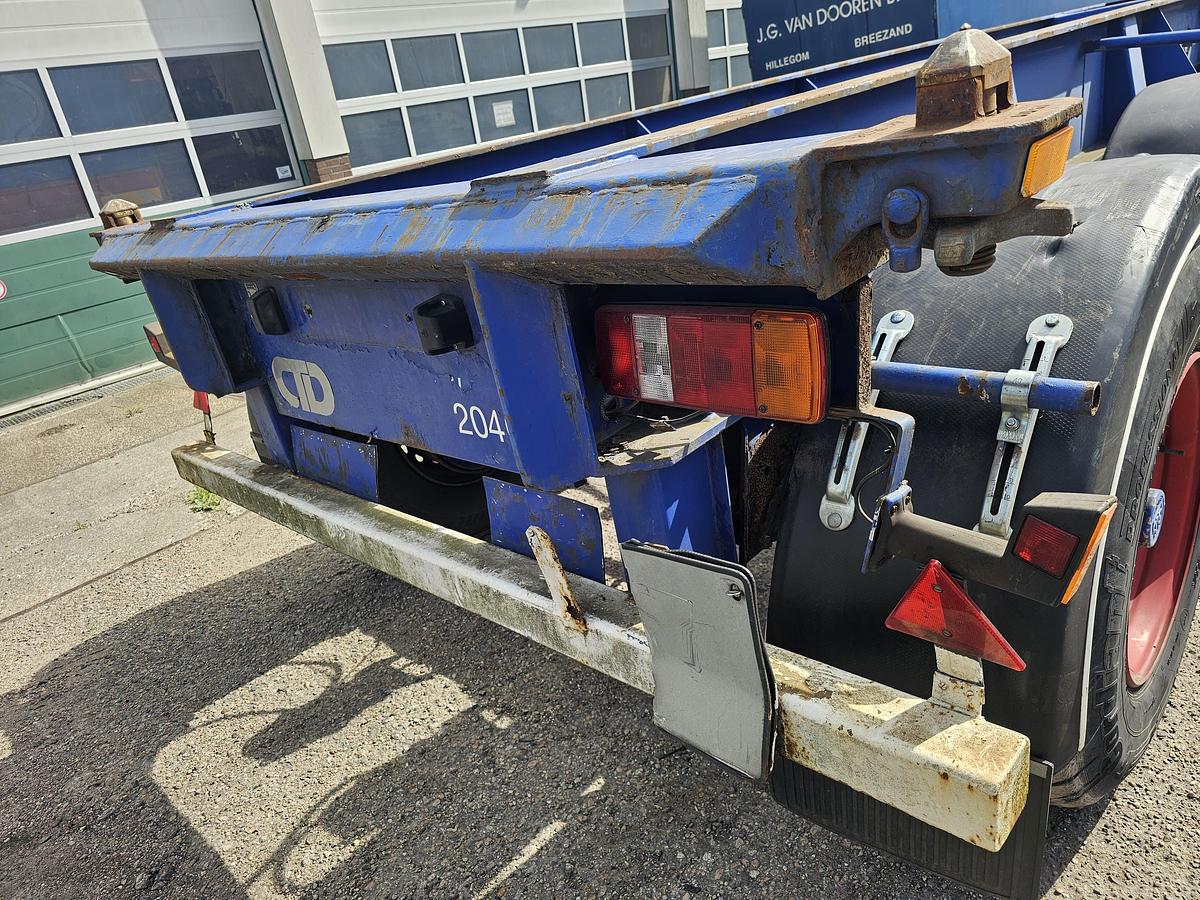Gebruikt 2008 MKF METALLBAU CS 20 -20 FOOT- CONTAINER CHASSIS -HEAVY DUTY- BPW DRUM -STEEL SUSPENSION- GOOD QUALITY.